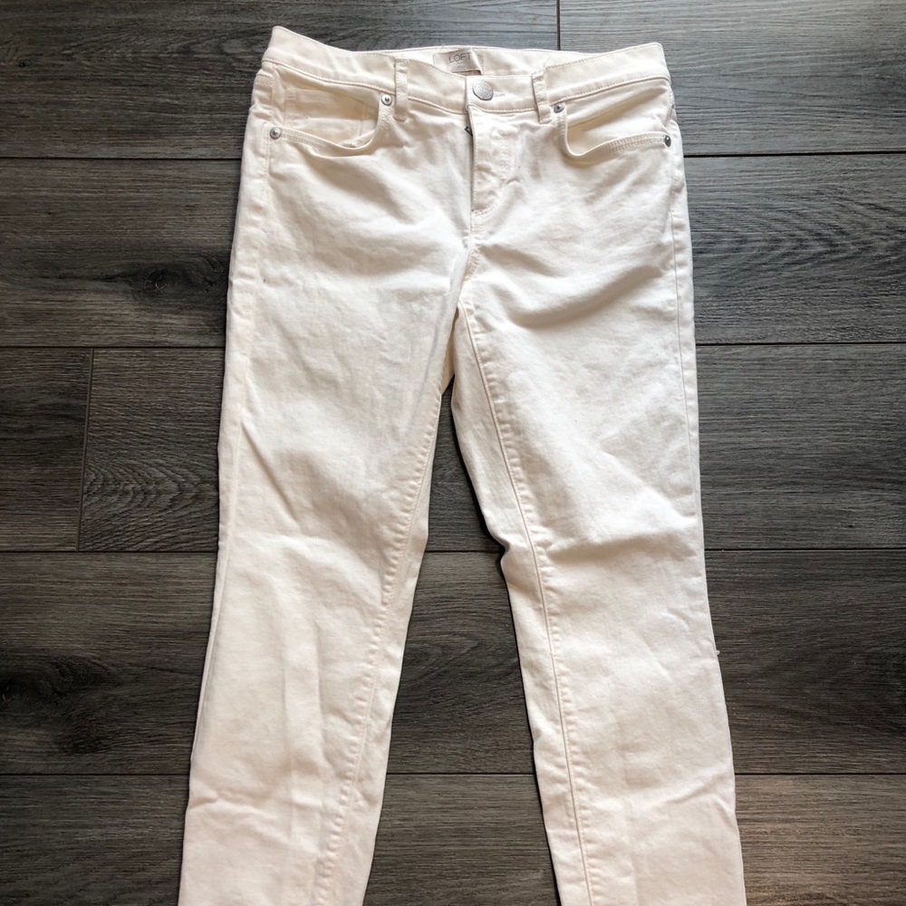 Women’s Loft Jeans SIZE 4 Petite